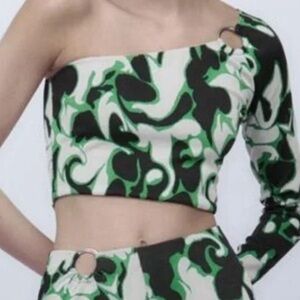 ZARA Asymmetrical one shoulder retro crop top women’s size S  NWT
